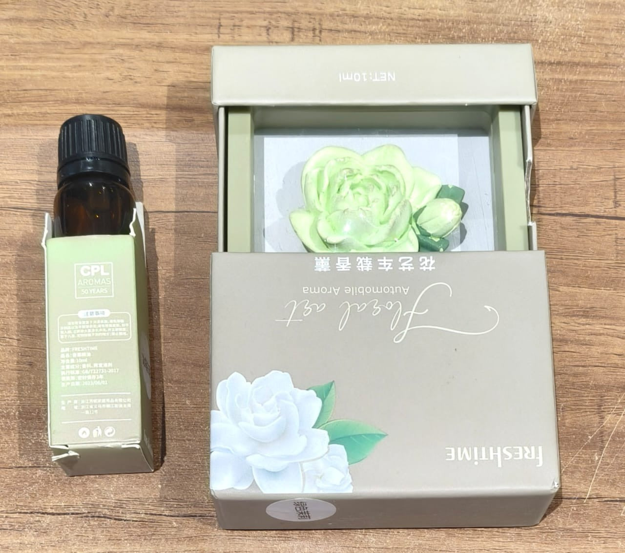 Elegant Rose Flower Car Air Freshener Clip for AC Vent with Perfume Bottle 10ML(1 Pc)